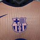 Camisa Barcelona Pre Jogo J25/26 Nike - Jogador